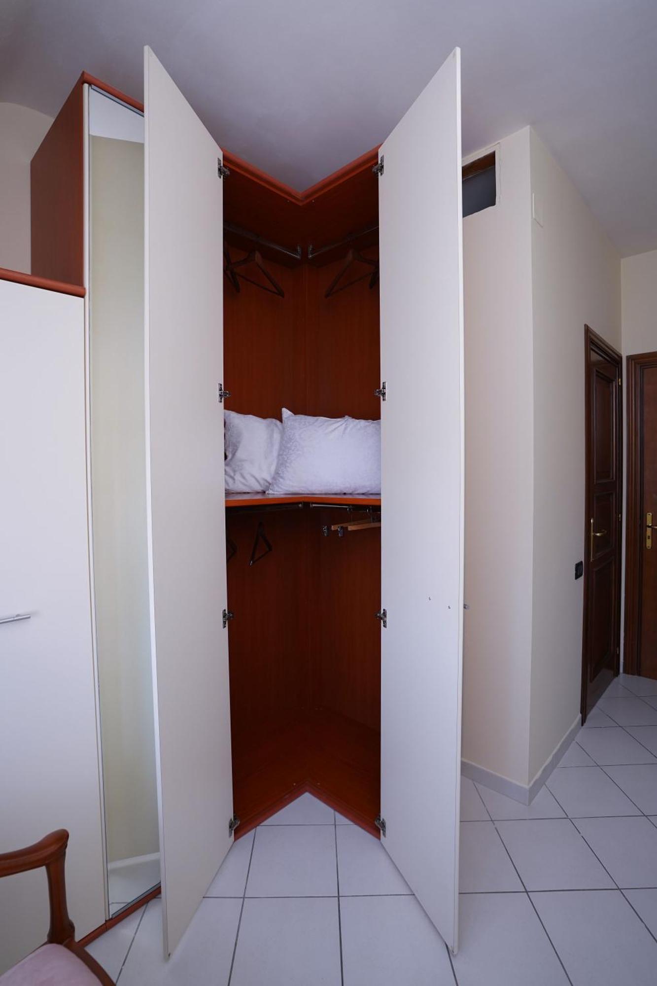 La Casa Di Azzurra Centro Citta Appartamento Fino A 4 Posti Letto E 2 Bagni فوجيا المظهر الخارجي الصورة